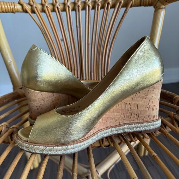 Cole Haan Gold Metallic Peep Toe Wedges With Cork Wedge Heel - Picture 4 of 8